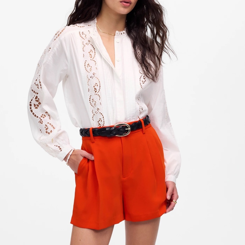 Madewell Easy Pleated Trouser Shorts in Crepe | Bright Flame